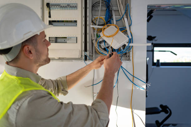 Best Emergency Electrical Repair  in Waukee, IA